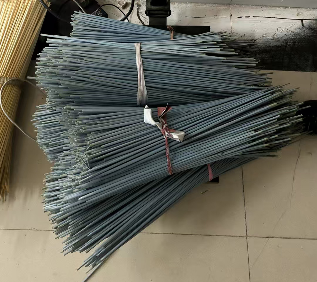 Blue Grey Straw
