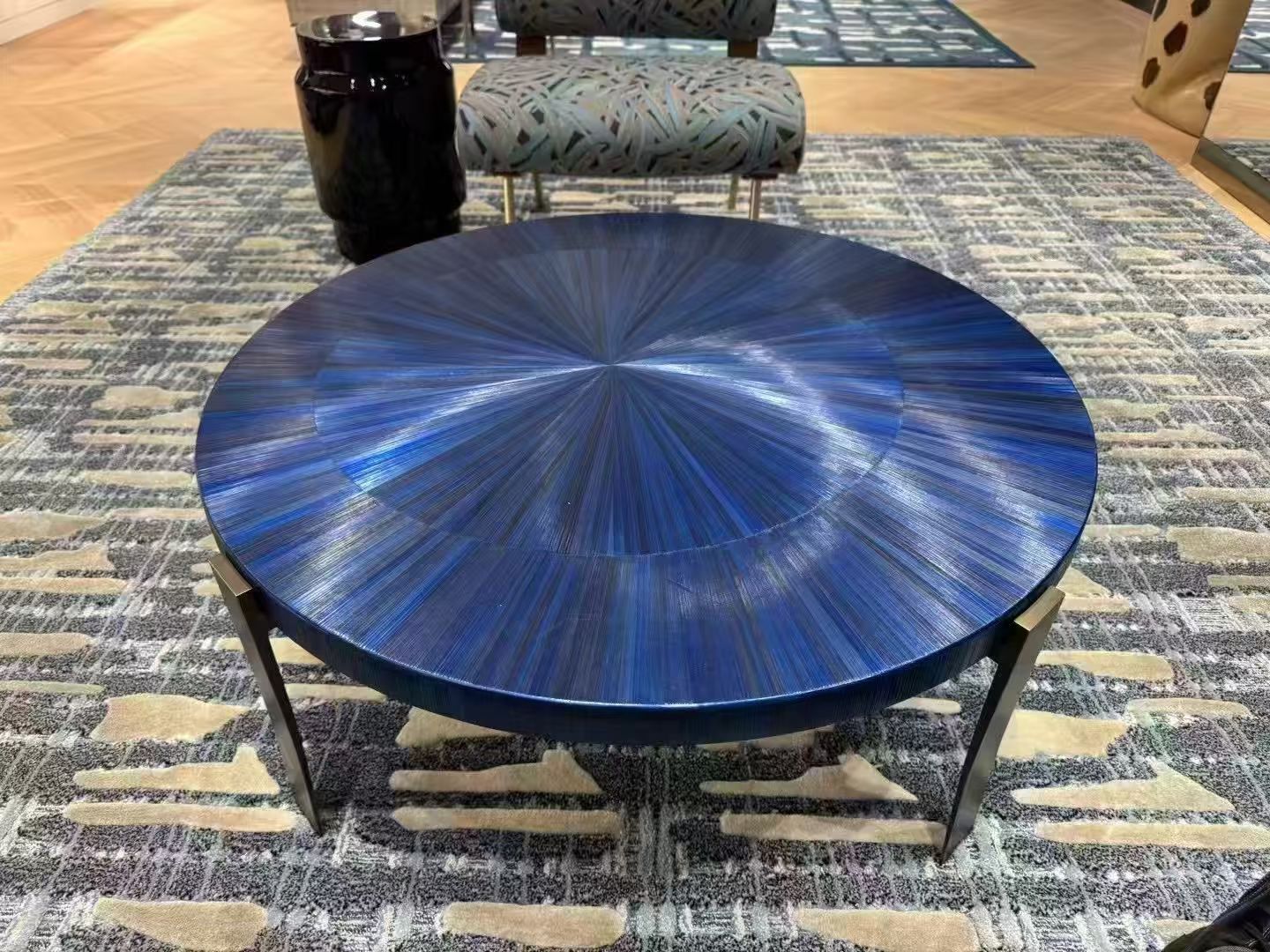 Straw marquetry 32